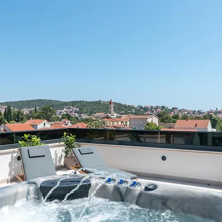 Apartamento Penthouse Luka