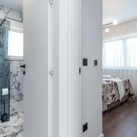 Penthouse Luka Appartement *