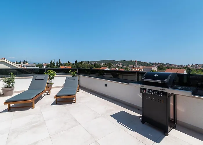Penthouse Luka Lejlighed *