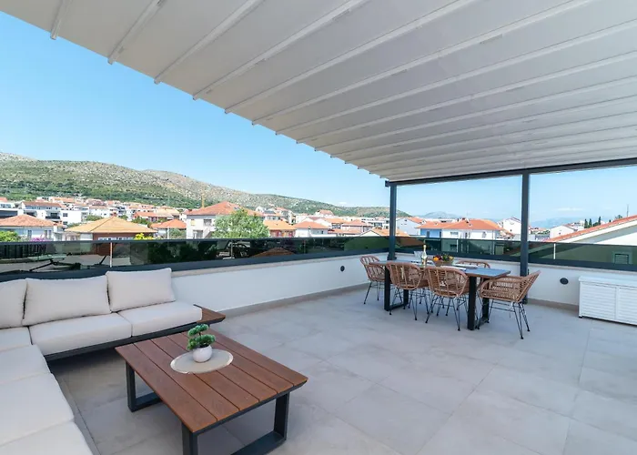 Penthouse Luka Apartamento *