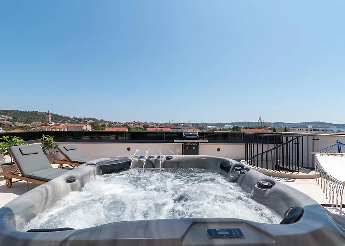 Lejlighed Penthouse Luka Trogir