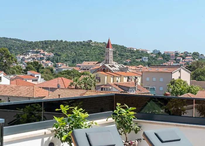 Penthouse Luka Apartamento *
