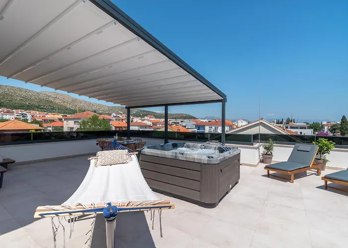 Penthouse Luka Lejlighed *