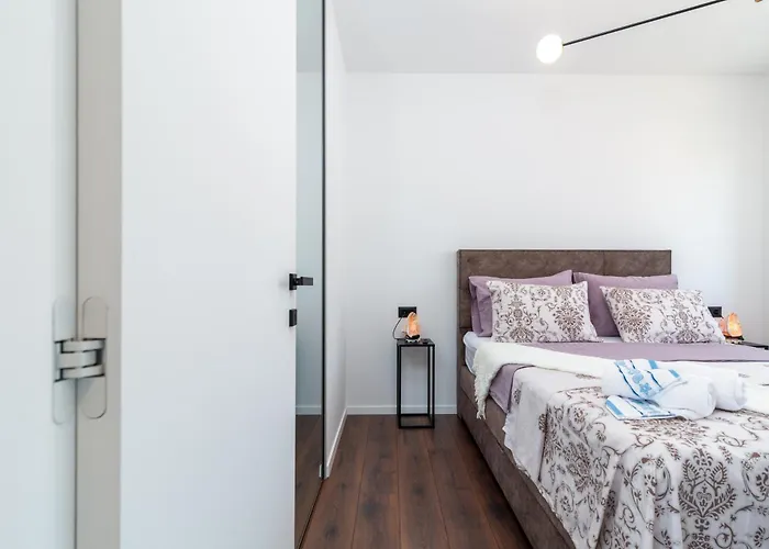Lejlighed Penthouse Luka