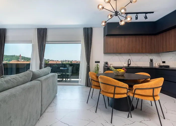 Apartamento Penthouse Luka *