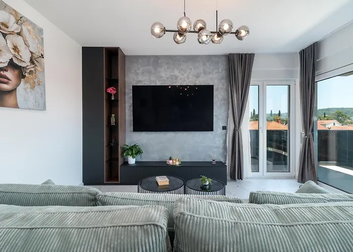Apartamento Penthouse Luka *