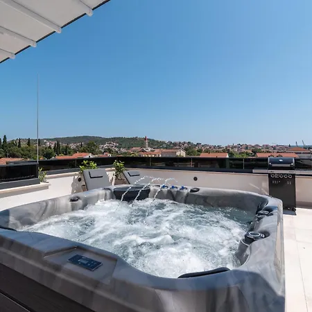 Apartman Penthouse Luka