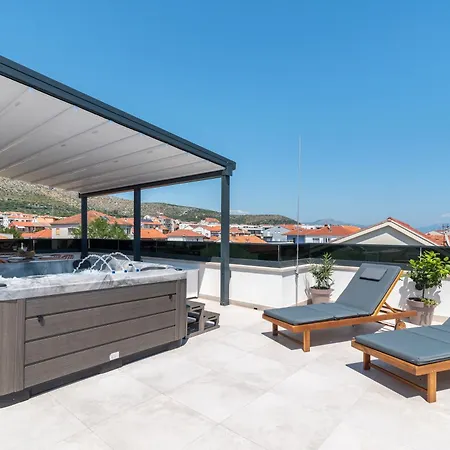 Penthouse Luka Apartamento