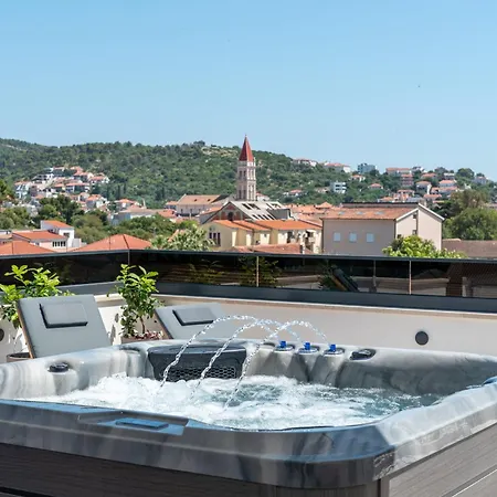 Apartamento Penthouse Luka *