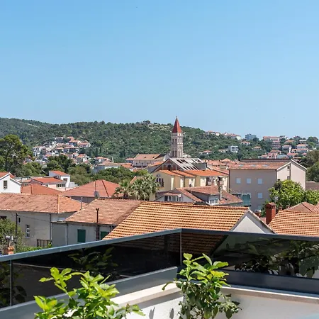 Apartamento Penthouse Luka